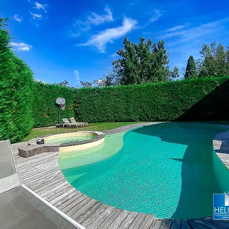 Blissful Havenluxurious With Pool* * * * * 볼로냐