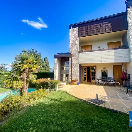 Blissful Havenluxurious With Pool* * * * * Villa Bologna